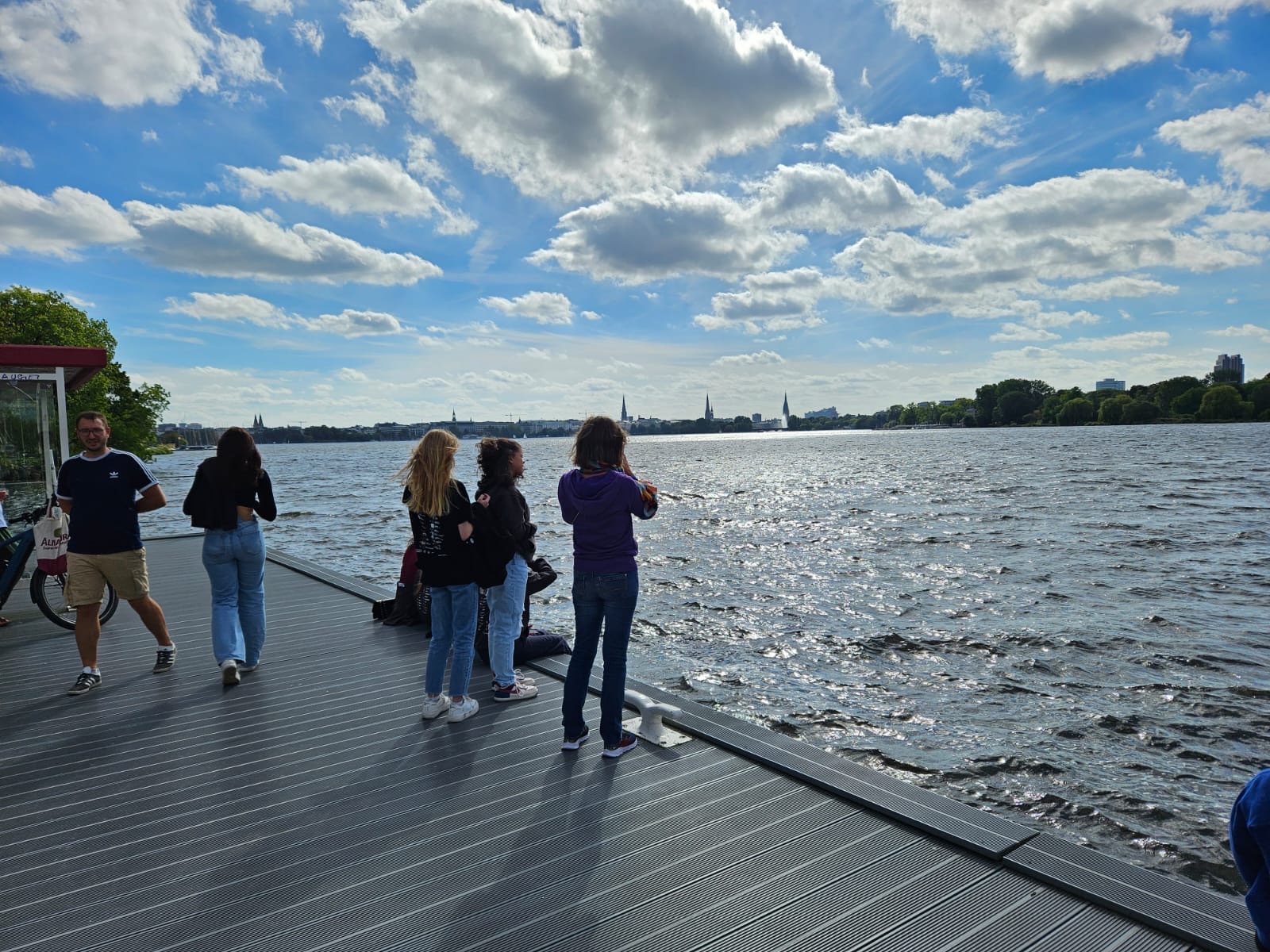 452d06b5-9c60-462d-9d52-9d5a4d5d01f4_2023-09-23_05_57_56