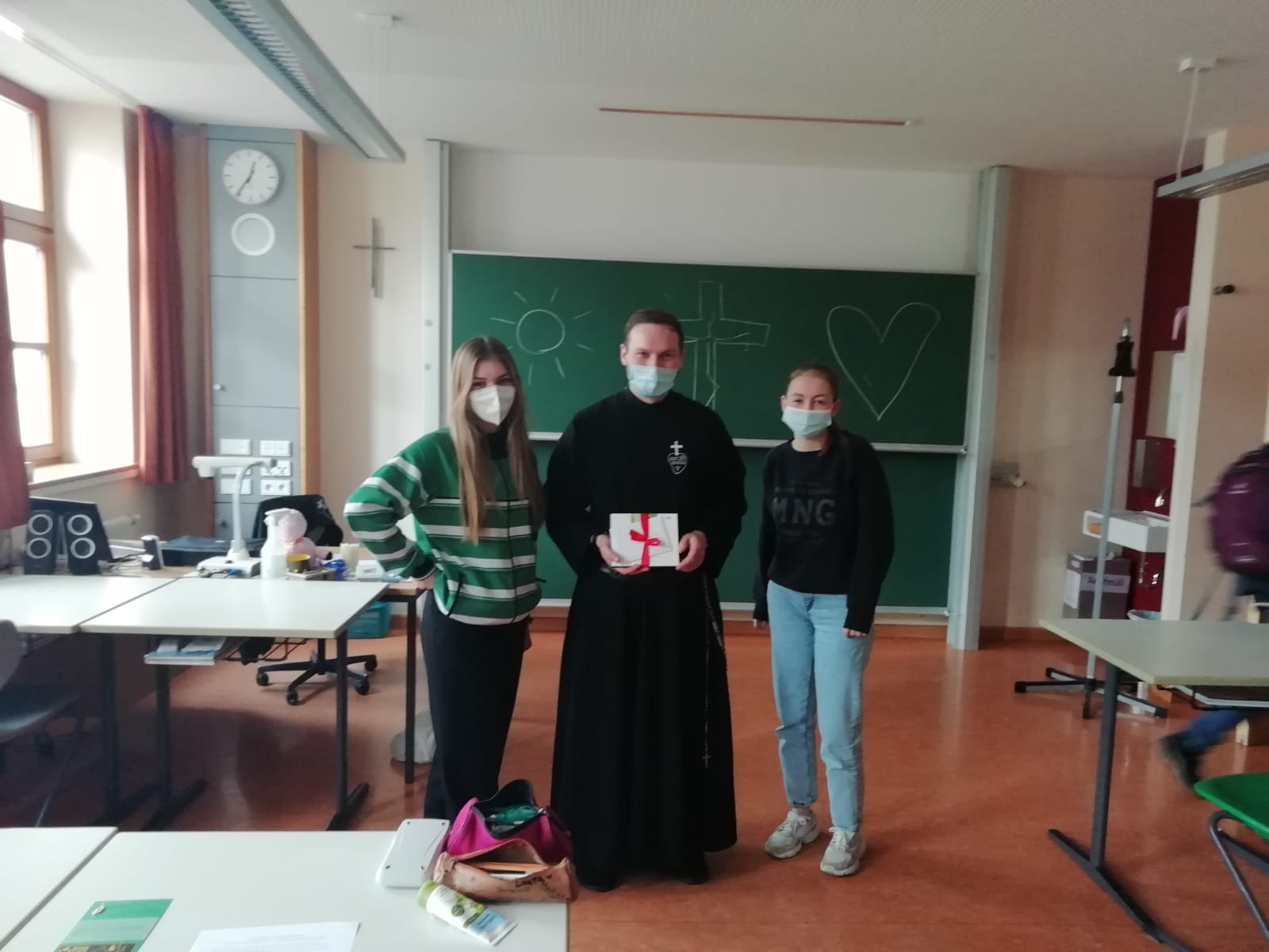 Pater Dominikus besuchte die Klasse 10b